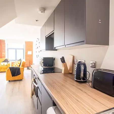 아파트 Spacious 2-bedroom Flat In